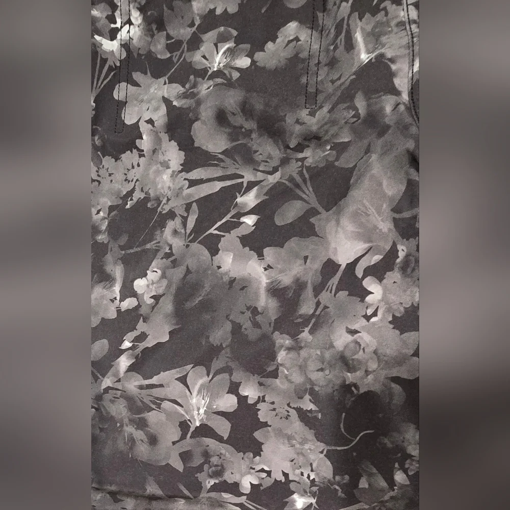 Athleta Savannah Floral Jogger Size 4/Tall - Picture 6 of 9